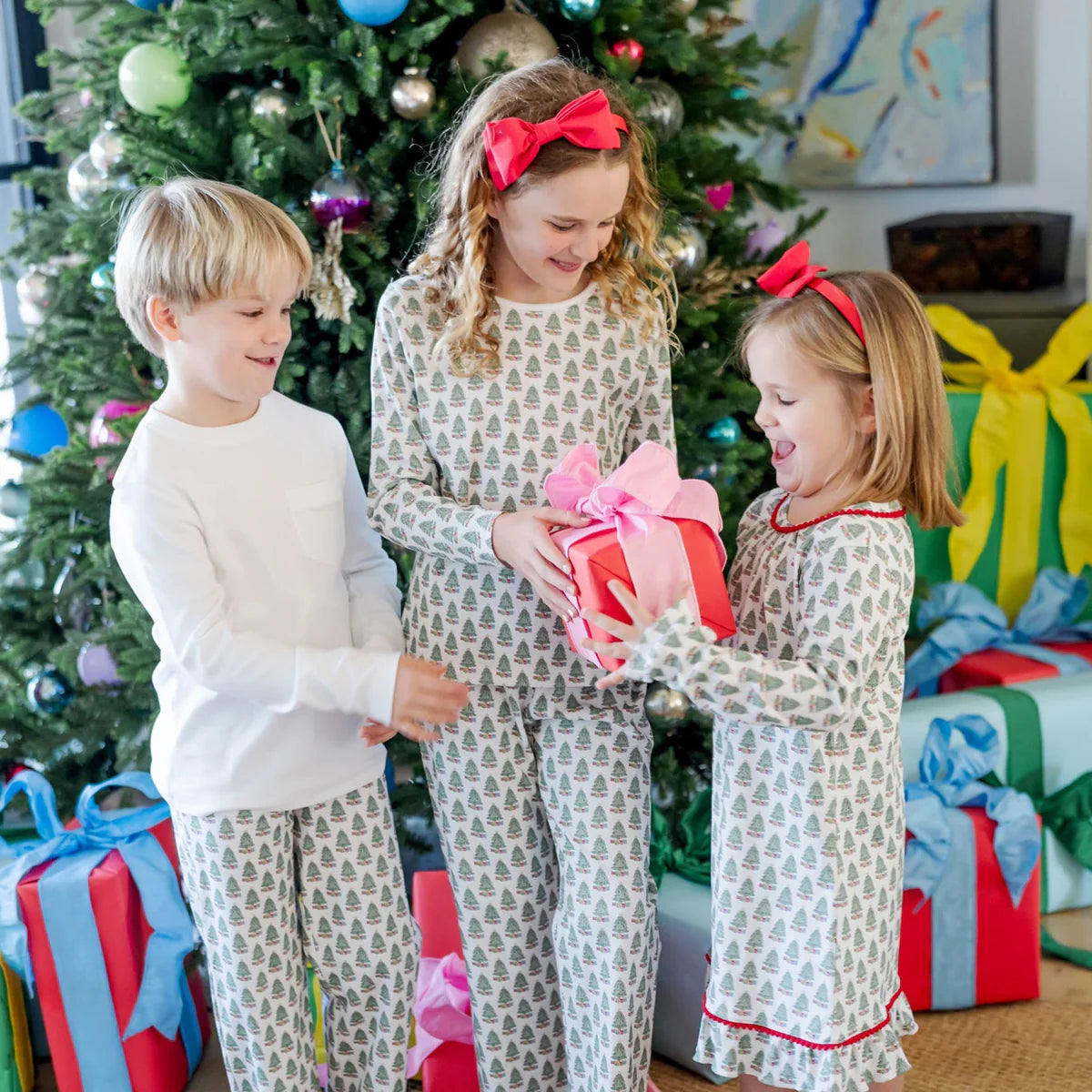 Lila and Hayes Beckett Hangout Pant- Under the Christmas Tree