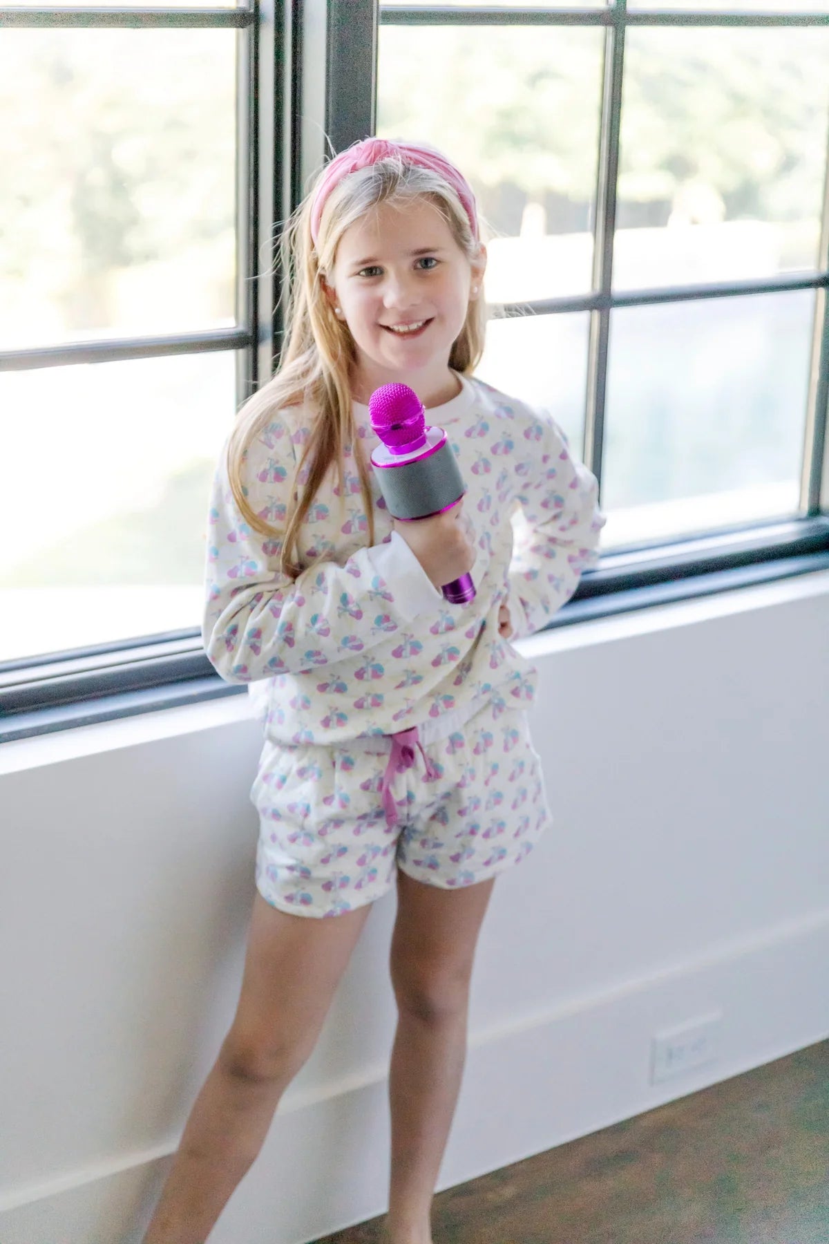 Lila and Hayes Stella Girl's Sweatshirt Set- Music Superstar